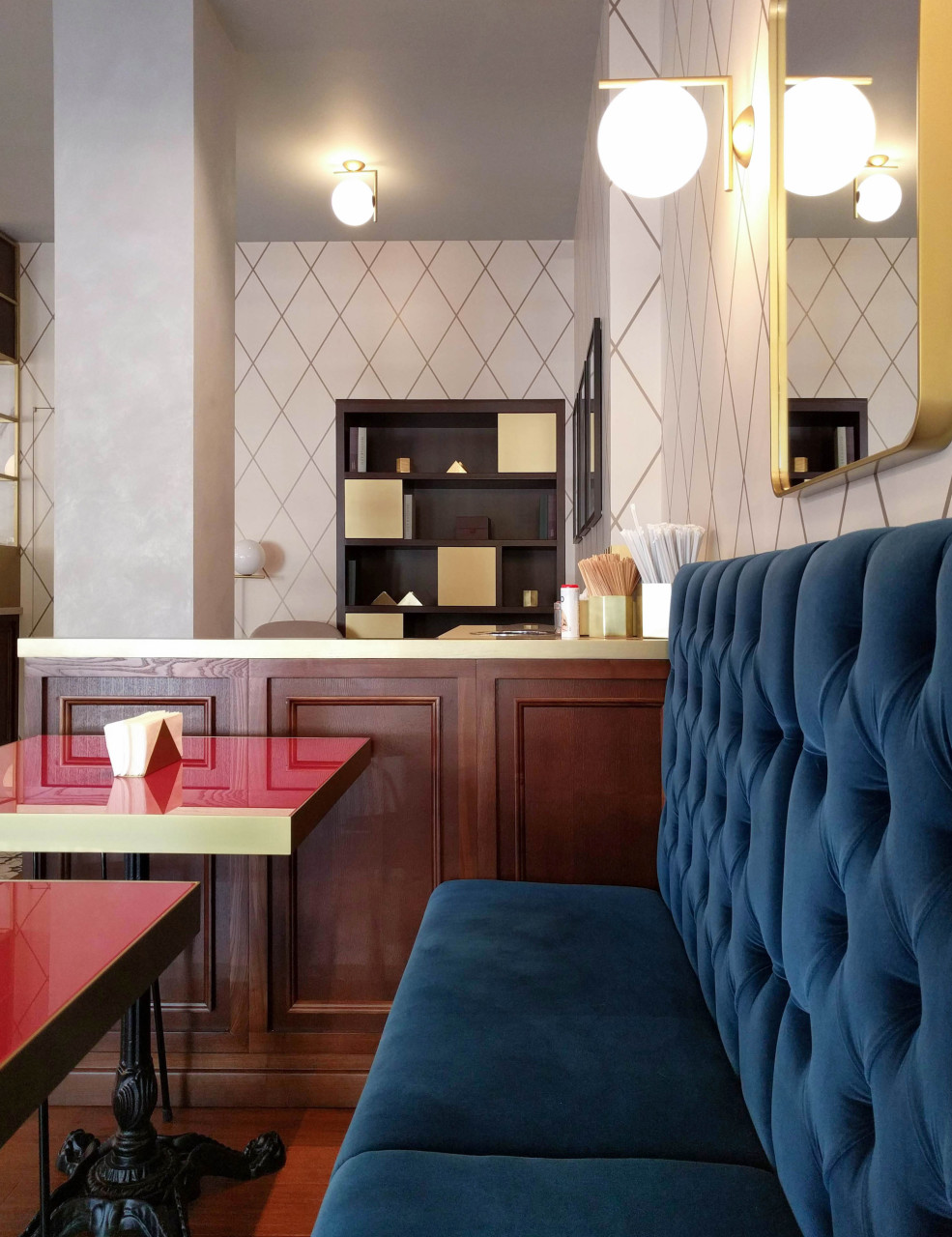 Naringi Café interiors_Sofa detail